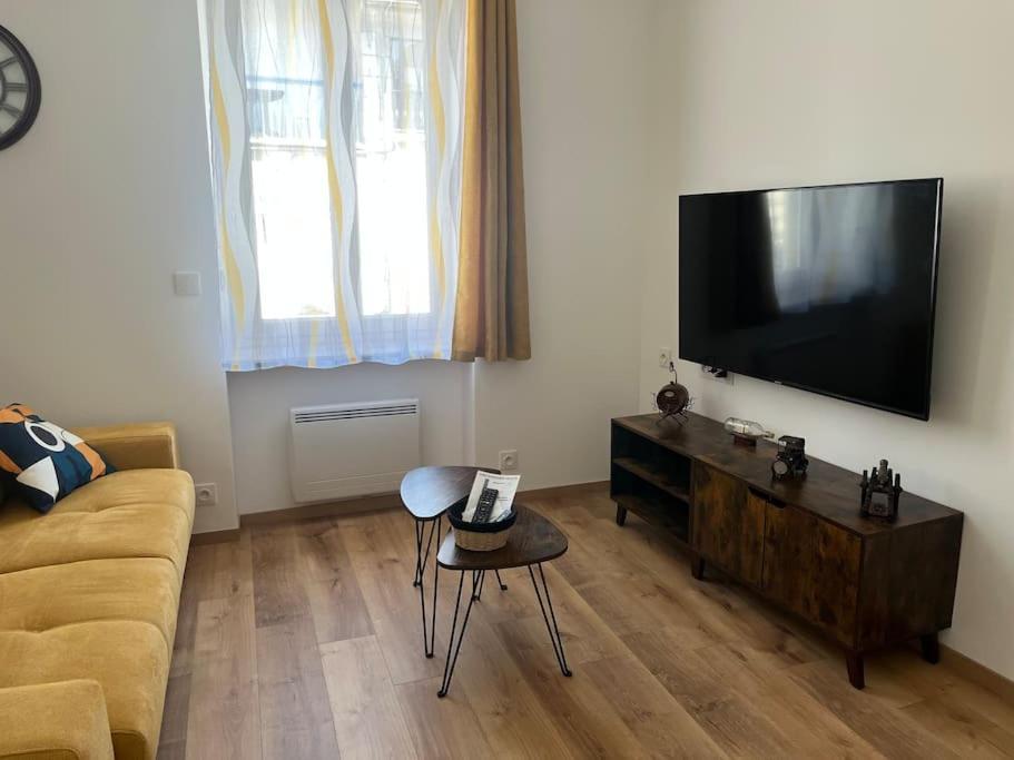 Apartamento L'Industriel Montréjeau Exterior foto
